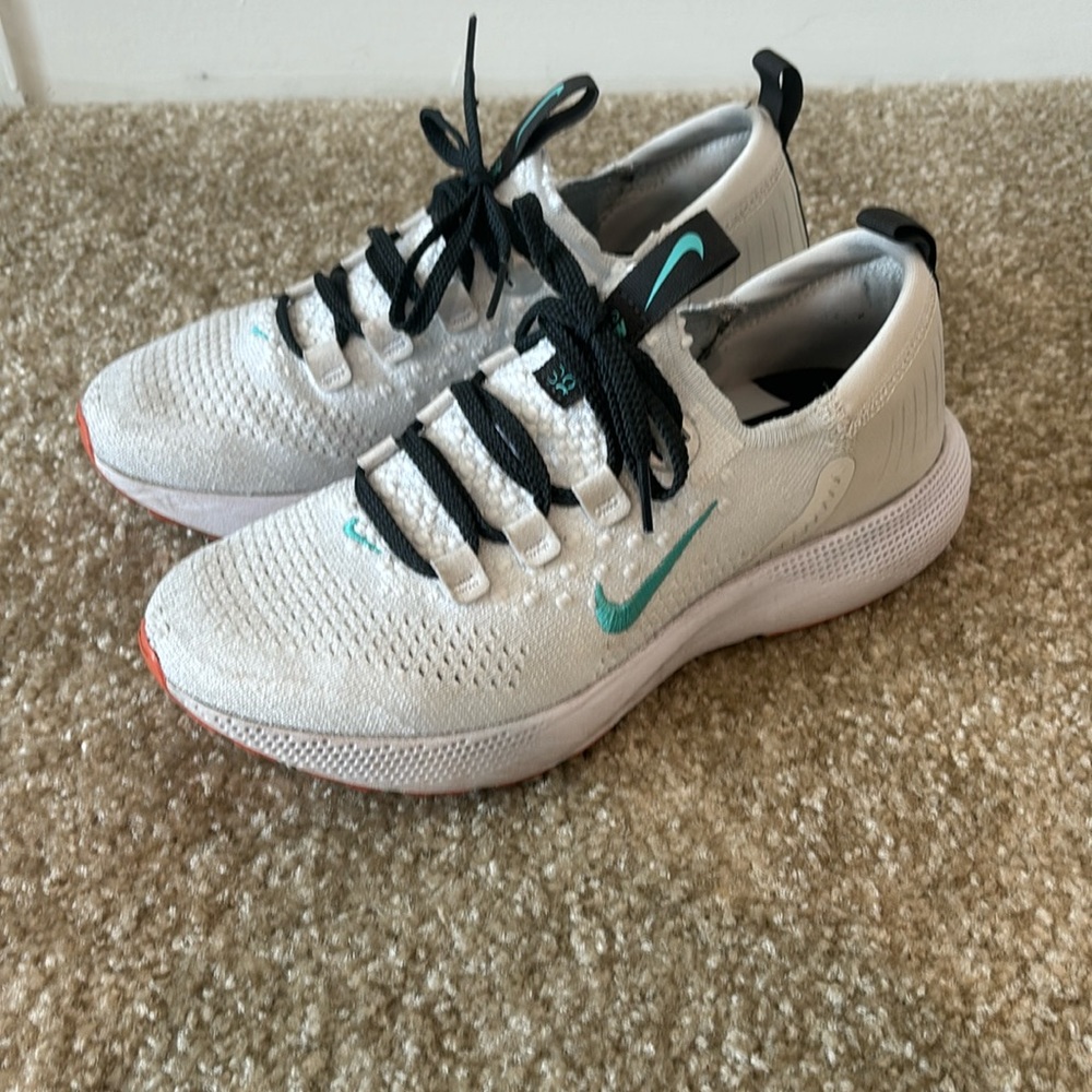 Nike React Escape rn - size 7